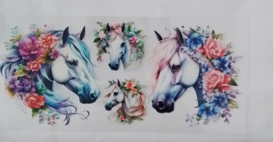 006, 3 Horse - Not to be sold on its own to be sold with Tumbler